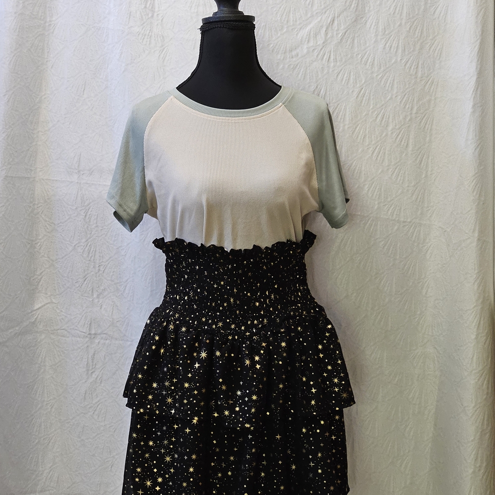 Tween Diva Girls Metallic Smoked Skirt Big Kid Sz 14 Gils